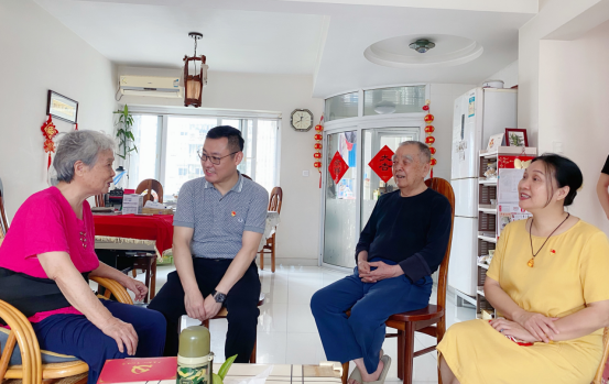 综合处党支部开展“不忘百年初心，传承红色基因”主题党日活动348.png