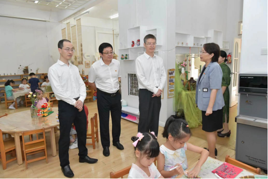 市委编办主任徐波同志到公办幼儿园开展深调研活动262.png