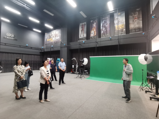 （信息稿）事业机构编制处党支部赴清华大学深圳国际研究生院开展主题党日活动512.png